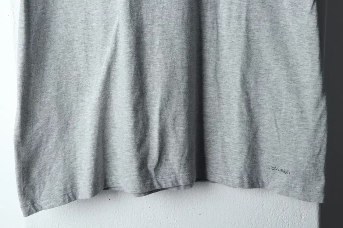 (L-XL) 캘빈클라인 반팔 티셔츠 그레이 기본-145B0 상품이미지4