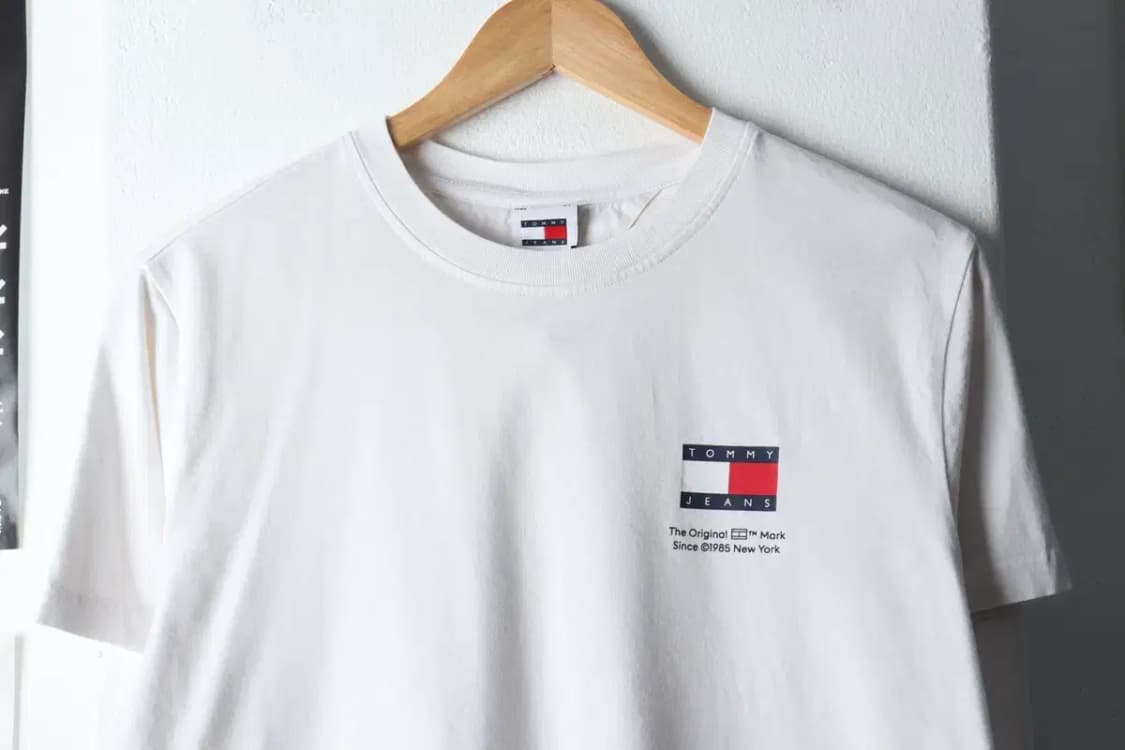 W(M) 타미힐피거 반팔 티셔츠 화이트 로고 크롭-145C7 상품이미지3