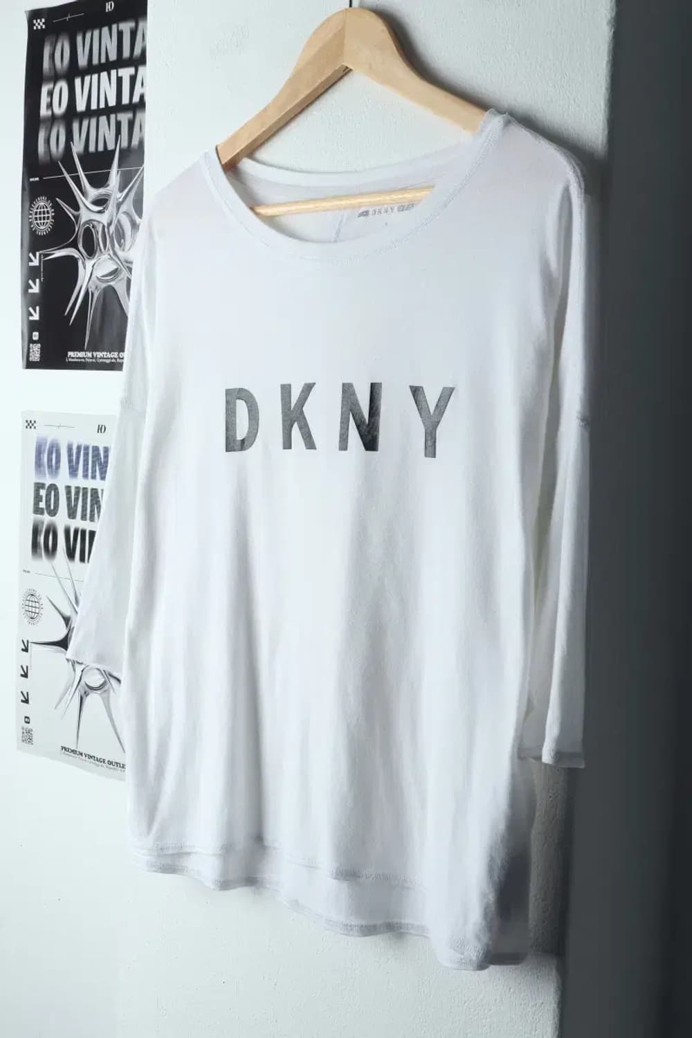 W(S) DKNY 디케이앤와이 도나카란 반팔 티셔츠 부 화이트-150FD 상품이미지1
