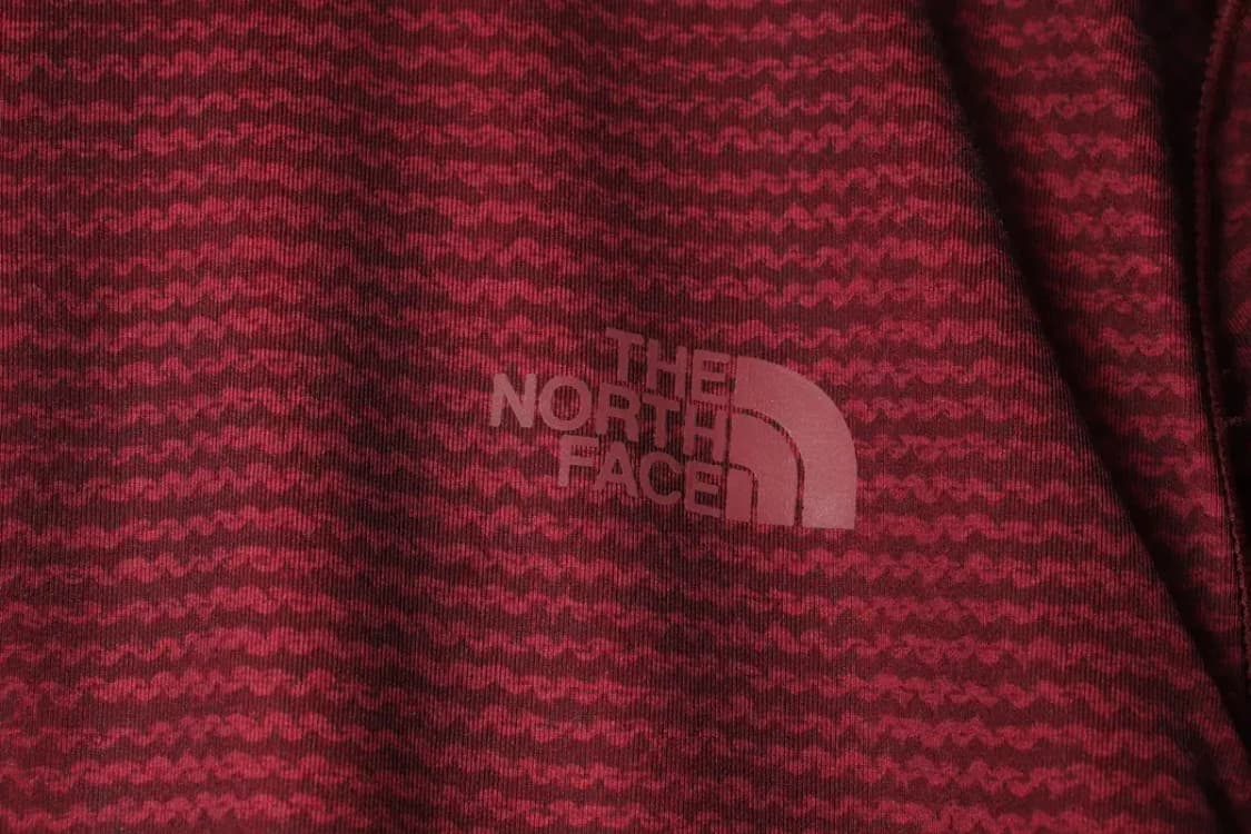 W(XL) 노스페이스 카라 긴팔티셔츠 기능성 패턴 버건디-15657 상품이미지4