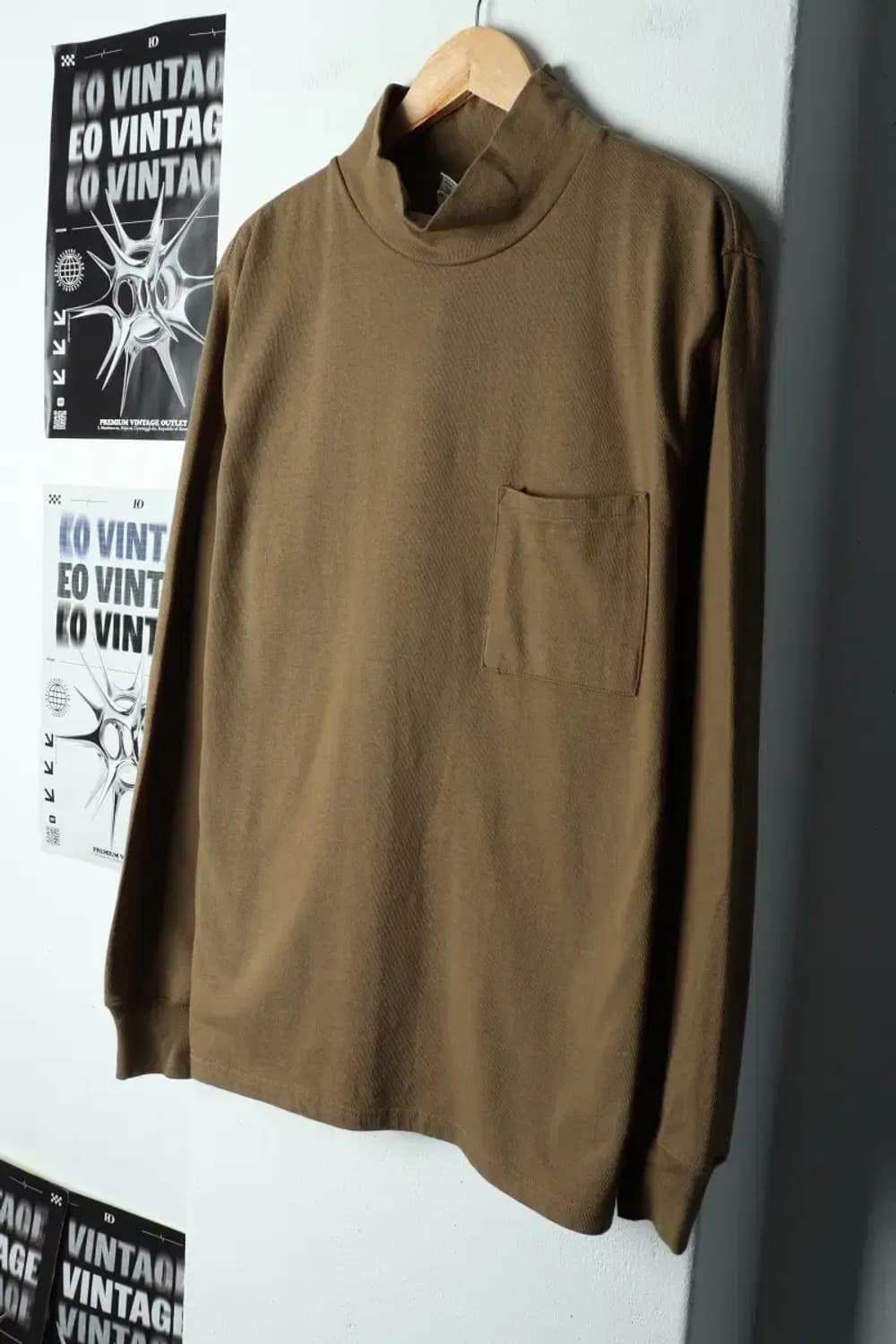 (L) 브랜드빈티지 긴팔티셔츠 아웃스탠딩 반폴라 카키-157FA 상품이미지1