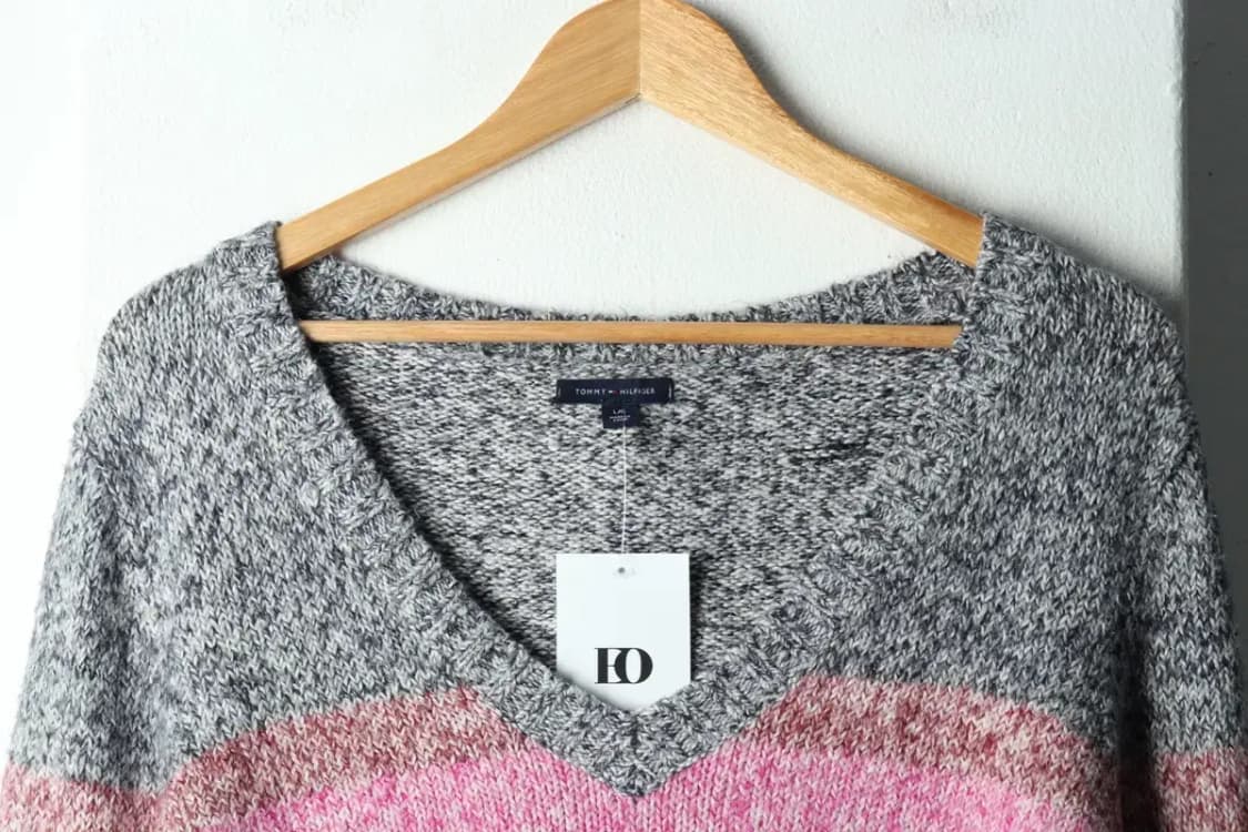 W(L-XL) 타미힐피거 니트 브이넥 스트라이프 솜사탕-15935 상품이미지3