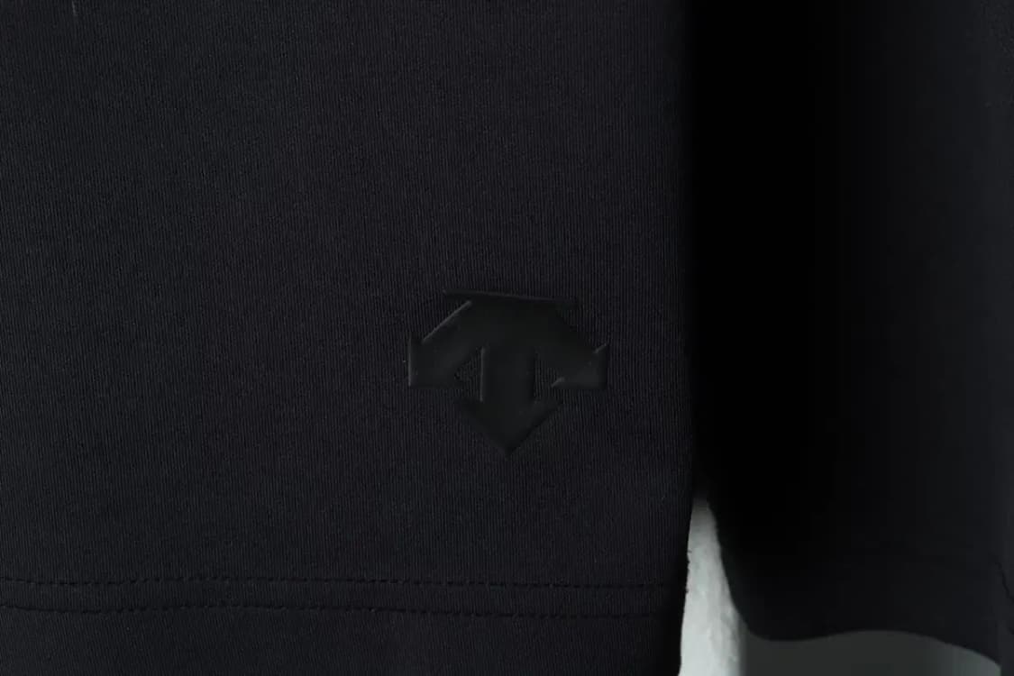 (M) 데상트 카라 긴팔티셔츠 기능성 반집업 블랙-1599B 상품이미지5