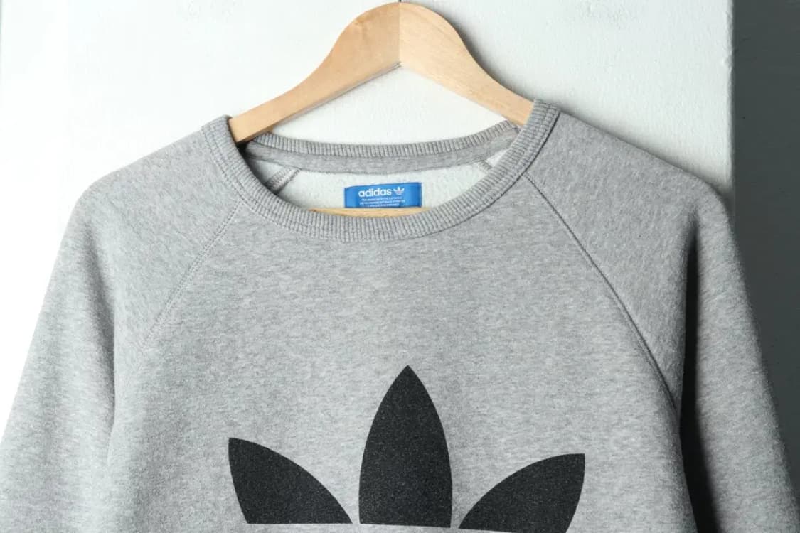 (XL) 아디다스 맨투맨 티셔츠 그레이 빅로고 기모-15A3D 상품이미지3