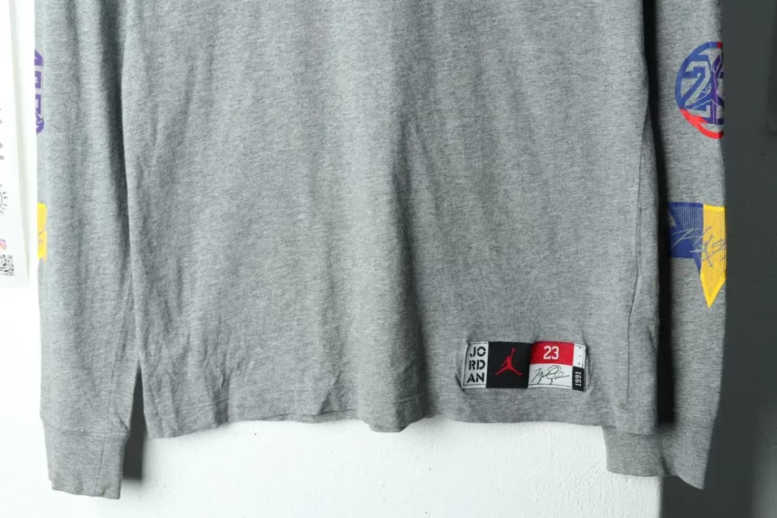 (S) 조던 긴팔티셔츠 그레이 로고 한정판-15AA9 상품이미지4