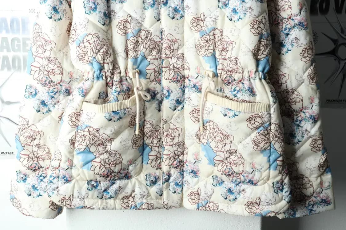 W(M-L) 컬럼비아 패딩 점퍼자켓 플라워 화이트 누빔-15BF1 상품이미지4