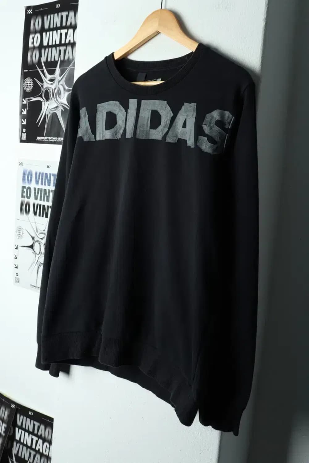 (XL) 아디다스 맨투맨 티셔츠 빅로고 블랙 올드스쿨-15D14 상품이미지1