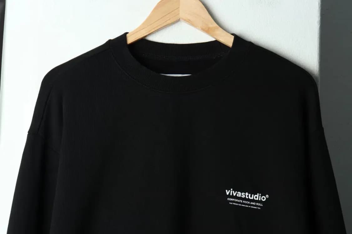 (XL-2XL) 비바스튜디오 맨투맨 티셔츠 블랙 로고 올드스쿨-15D15 상품이미지3