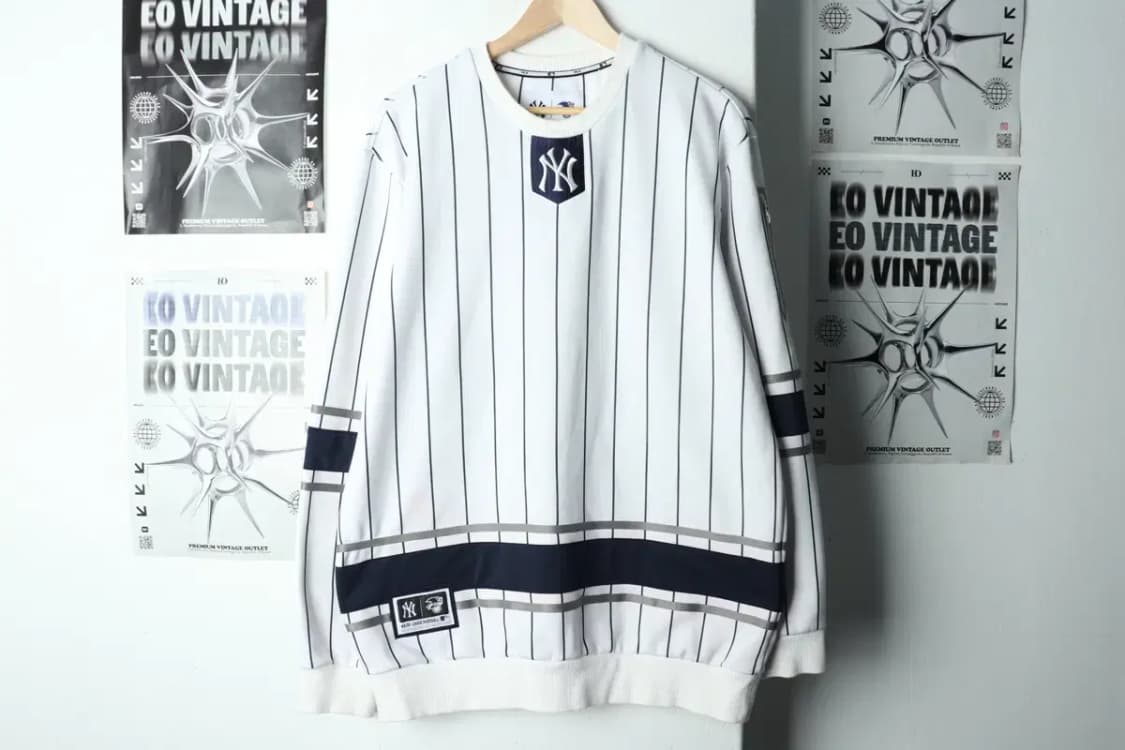 (L-XL) MLB 엠엘비 맨투맨 티셔츠 양키즈 스트라이프-15D24 상품이미지3