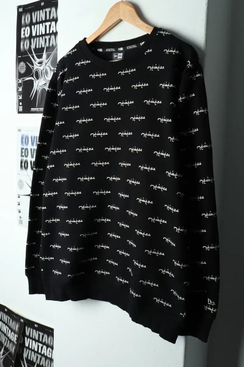 (XL-2XL) 뉴에라 맨투맨 티셔츠 레터링 블랙 유니크-15D27 상품이미지1