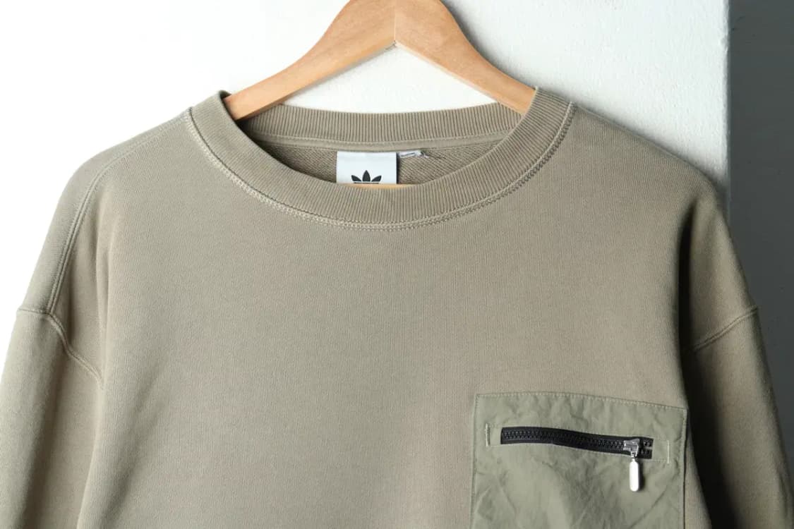 W(M-L) 아디다스 맨투맨 티셔츠 카키 포켓 크롭-15E1A 상품이미지3