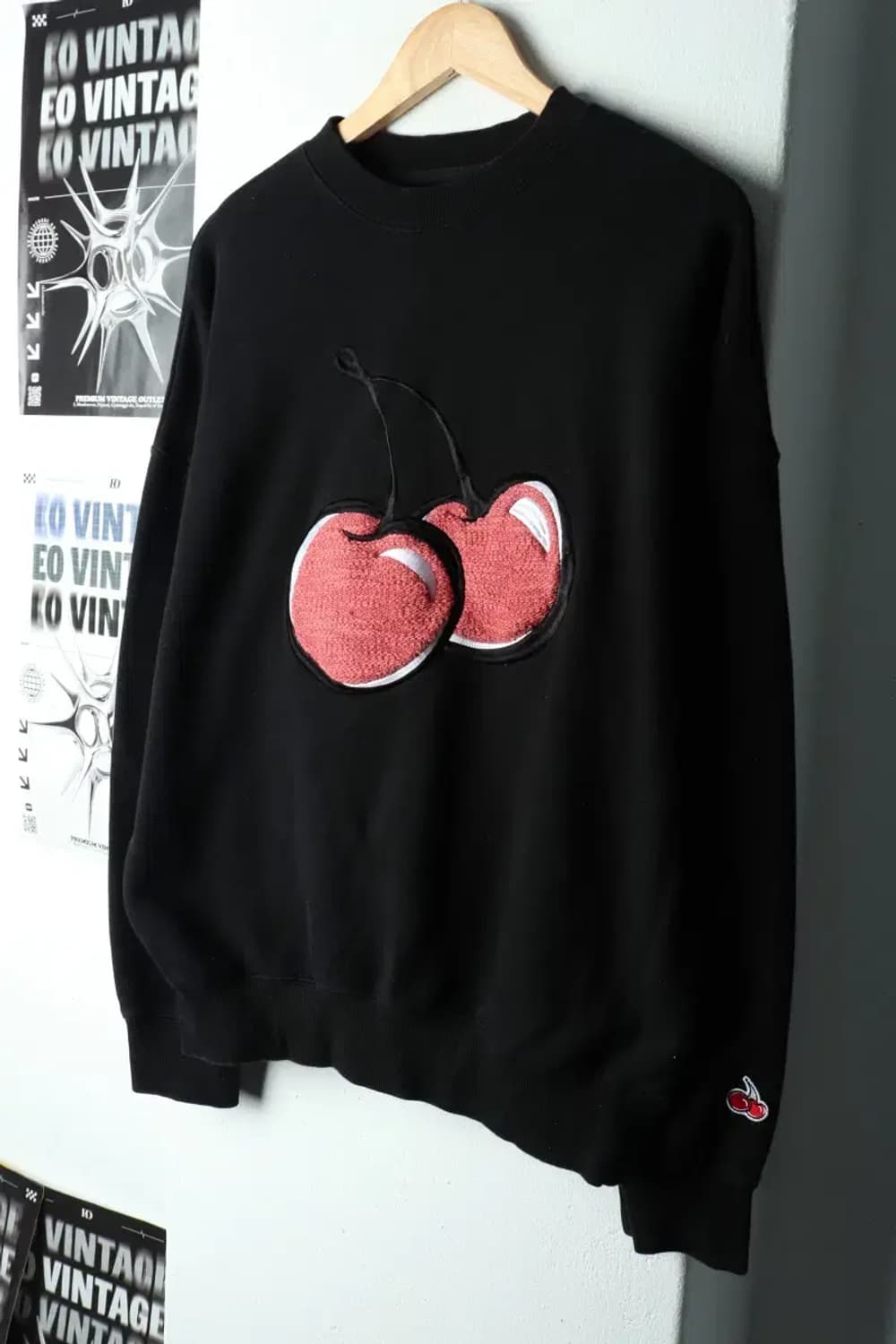 W(M) 키르시 맨투맨 티셔츠 빅로고 자수 블랙 기모-15E21 상품이미지1