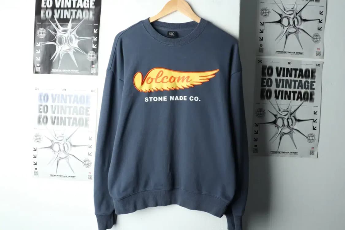 (M-L) 볼컴 맨투맨 티셔츠 네이비 플레임 올드스쿨-15E24 상품이미지2