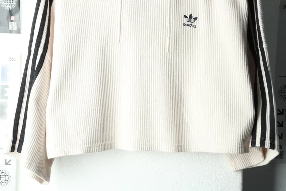 W(S) 아디다스 후드티셔츠 희귀 매물 와플 크롭 크림 한정판-16002 상품이미지4