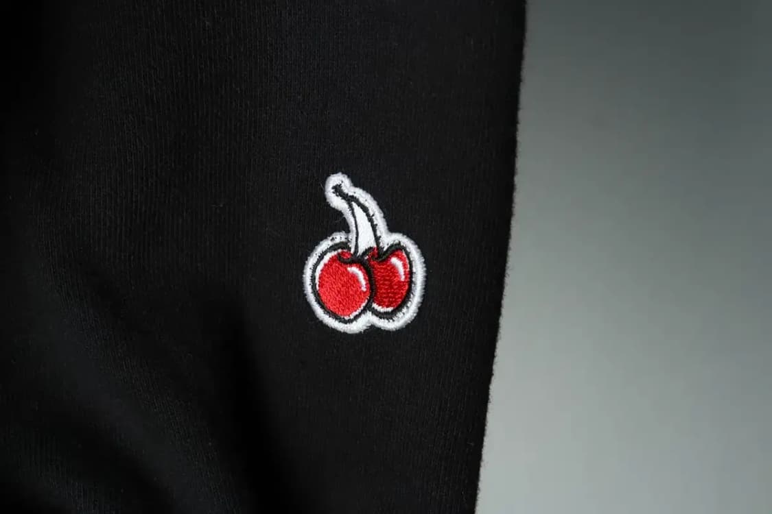 W(S-M) 키르시 맨투맨 티셔츠 빅로고 블랙 키치 기모-15F84 상품이미지6