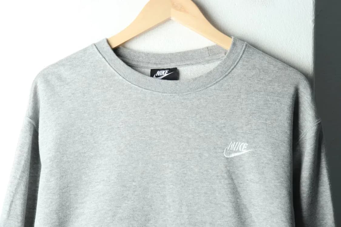 (L-XL) 나이키 맨투맨 티셔츠 그레이 기본-16024 상품이미지3