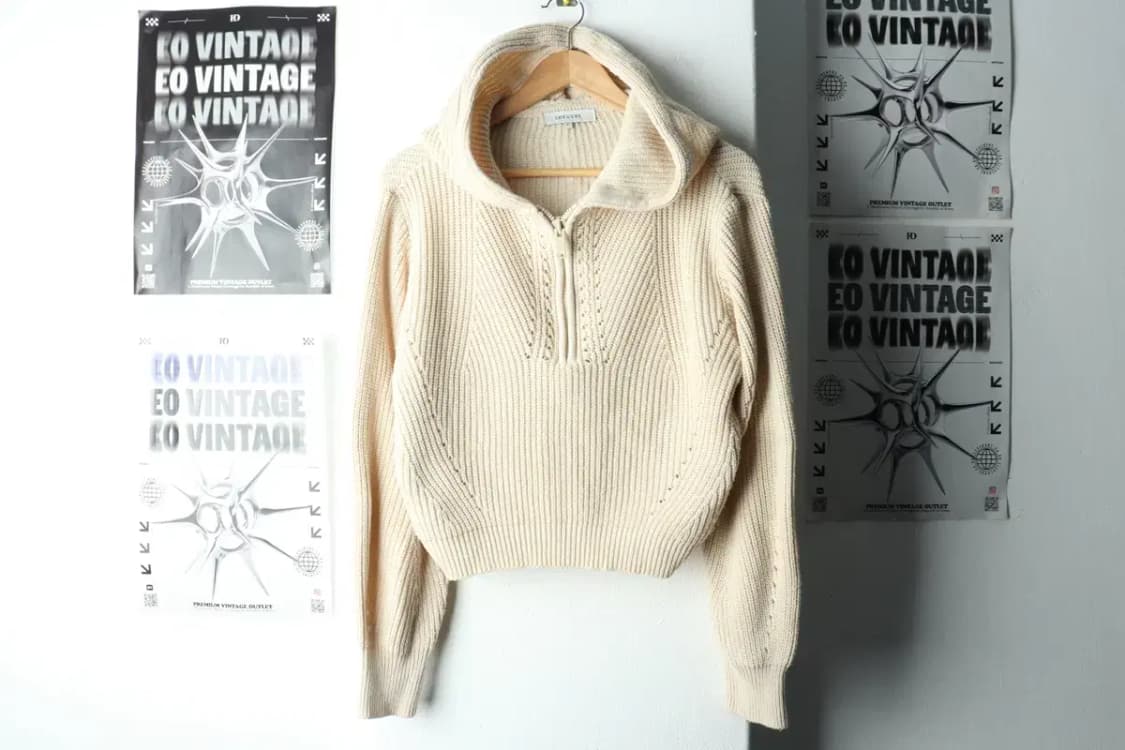 W(F) 루에브르 후드티셔츠 매물 니트 크롭 베이지 아이유-1617F 상품이미지2