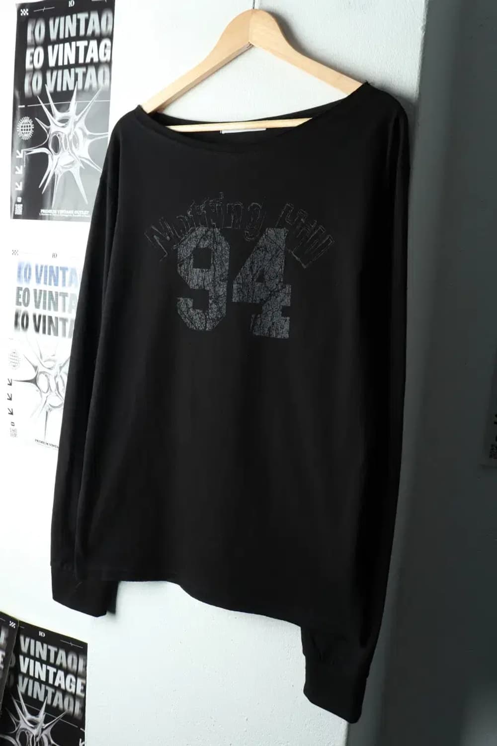 W(F) 칙스 긴팔티셔츠 와이드넥 블랙 올드스쿨-1618F 상품이미지1