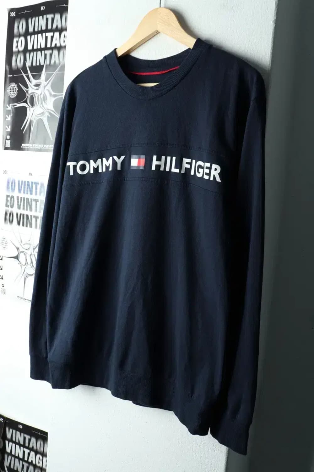 (M-L) 타미힐피거 긴팔티셔츠 빅로고 네이비 올드스쿨-161FD 상품이미지1