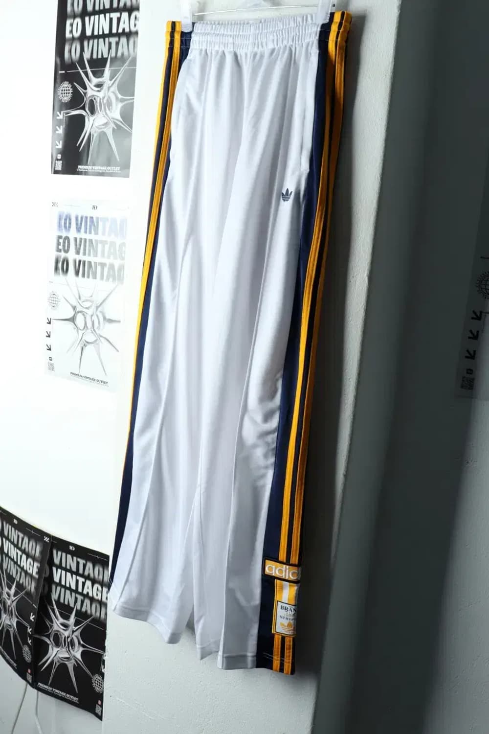 W(M-L) 아디다스 트레이닝복 바지 파이어버드 화이트-22A3 상품이미지1