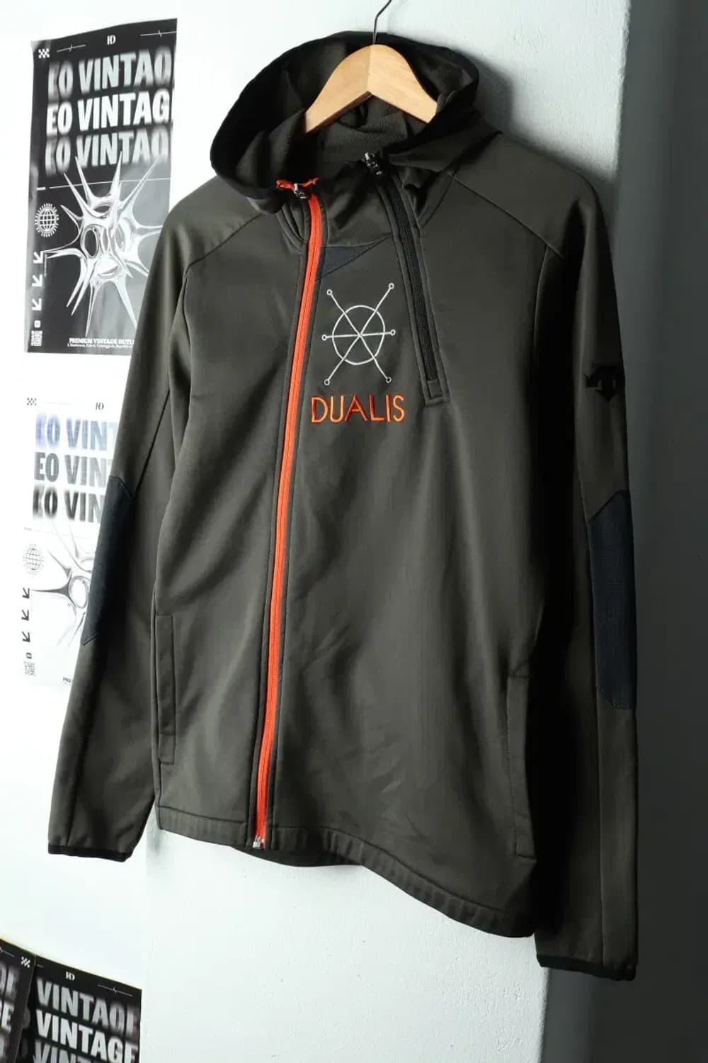 (M-L) 데상트 후드집업 카키 기모 폴리 유니크-16590 상품이미지1