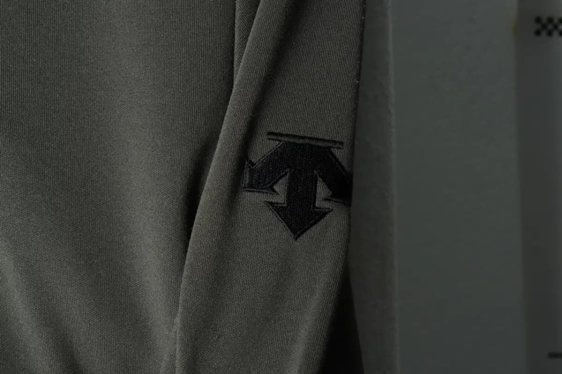 (M-L) 데상트 후드집업 카키 기모 폴리 유니크-16590 상품이미지6