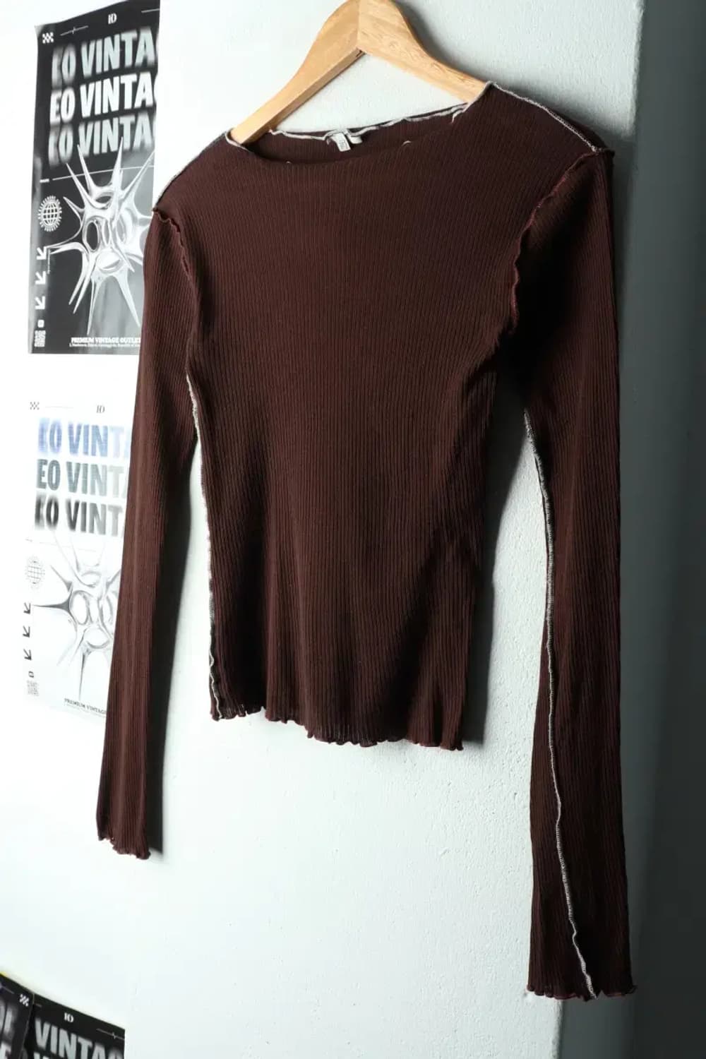 W(F) 베이스레인지 긴팔티셔츠 슬림핏 브라운 롱슬리브-16713 상품이미지1