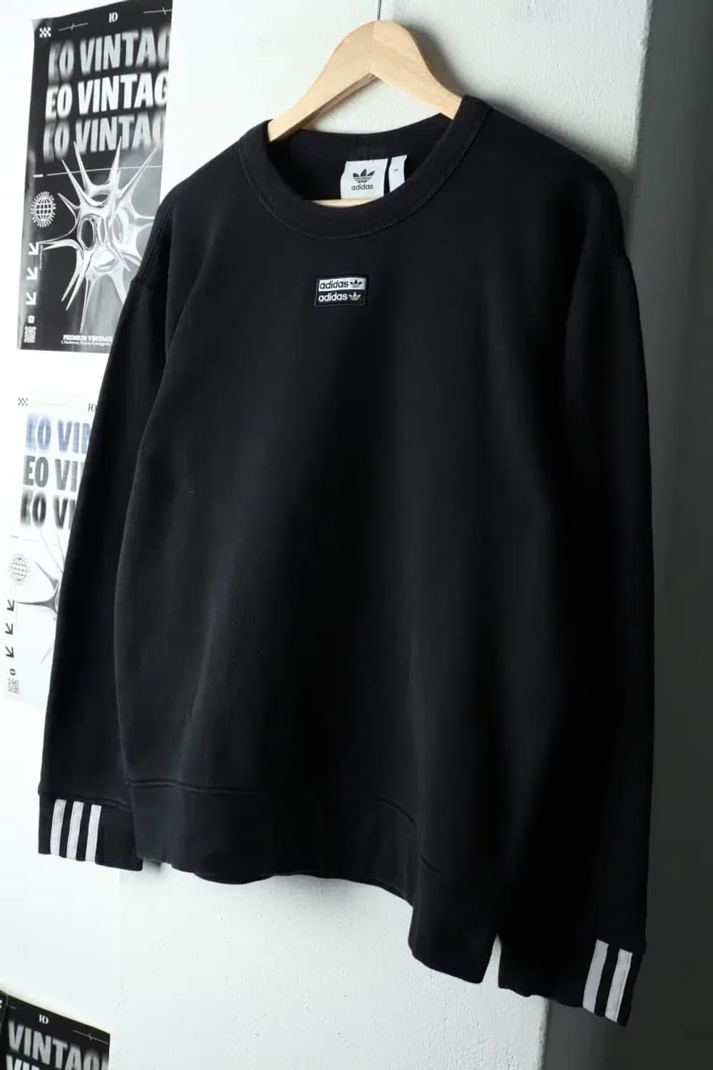 (M) 아디다스 맨투맨 티셔츠 블랙 올드스쿨-167A7 상품이미지1