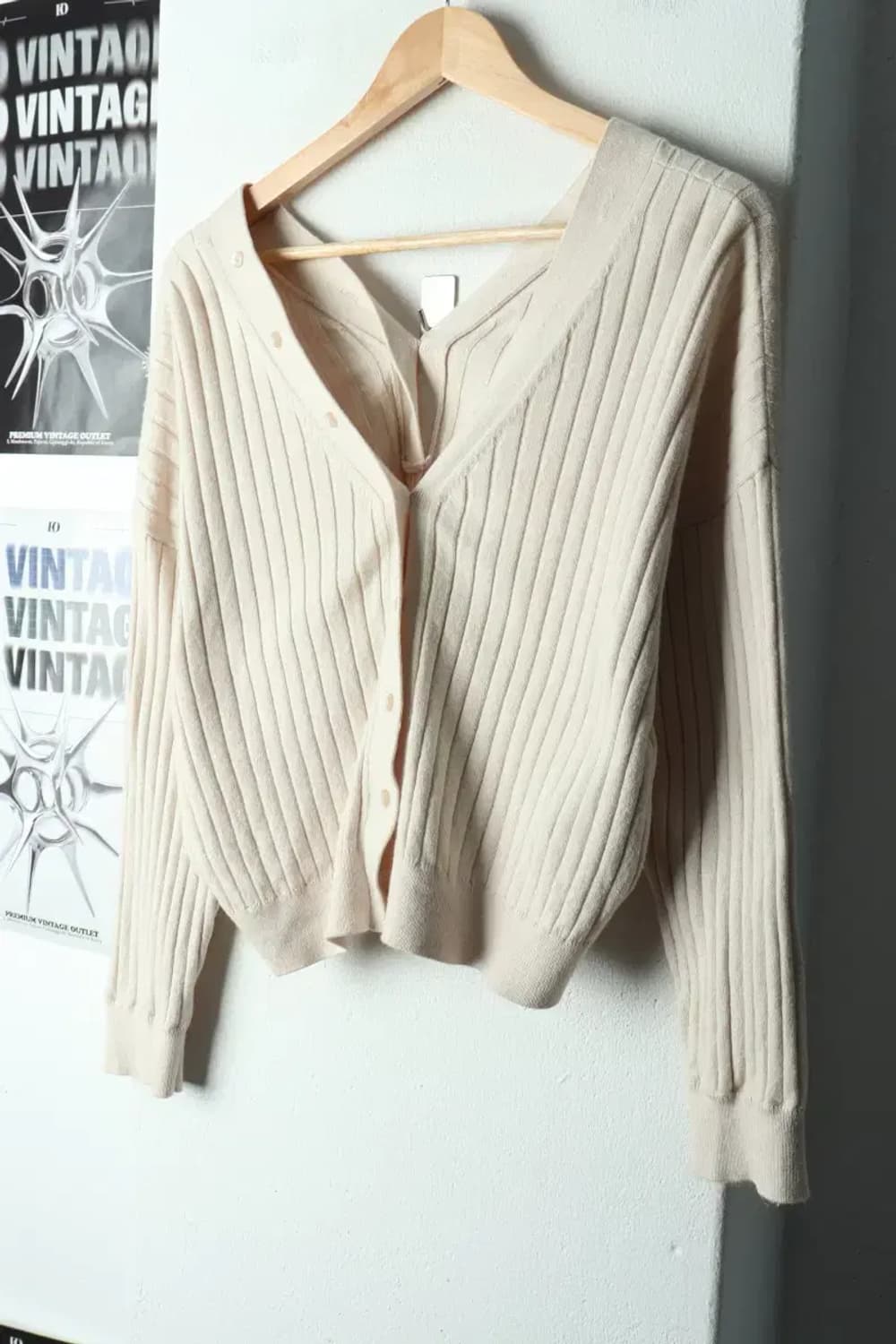 W(F) 지나시스 니트 가디건 베이지 울 유니크-1680B 상품이미지1