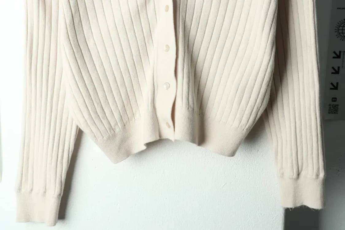 W(F) 지나시스 니트 가디건 베이지 울 유니크-1680B 상품이미지4