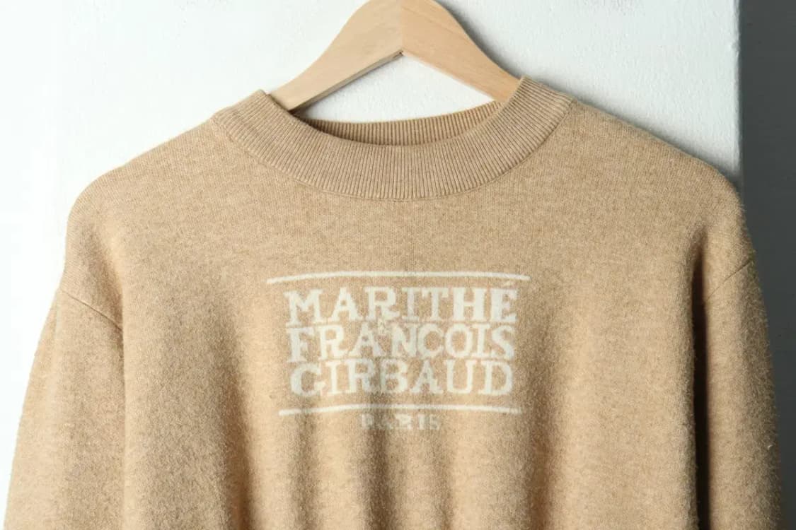 W(F) 마리떼프랑소와저버 니트 오트밀 빅로고 크롭-16866 상품이미지3