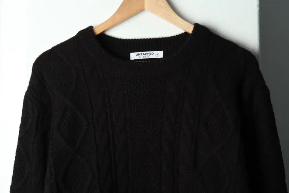 (M-L) 언탭드 스튜디오 니트 케이블 꽈배기 블랙-16868 상품이미지3