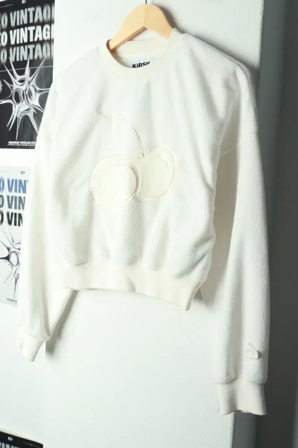 W(S-M) 키르시 맨투맨 티셔츠 빅로고 부클 기모 키치-16A4C 상품이미지1