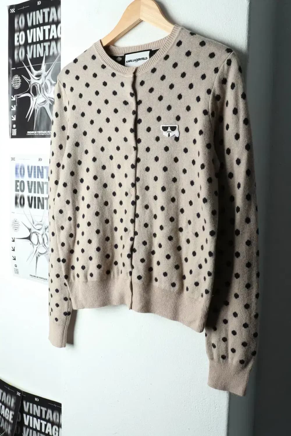 W(M) 칼라거펠트 니트 가디건 도트 베이지 울 땡땡이-166D7 상품이미지1