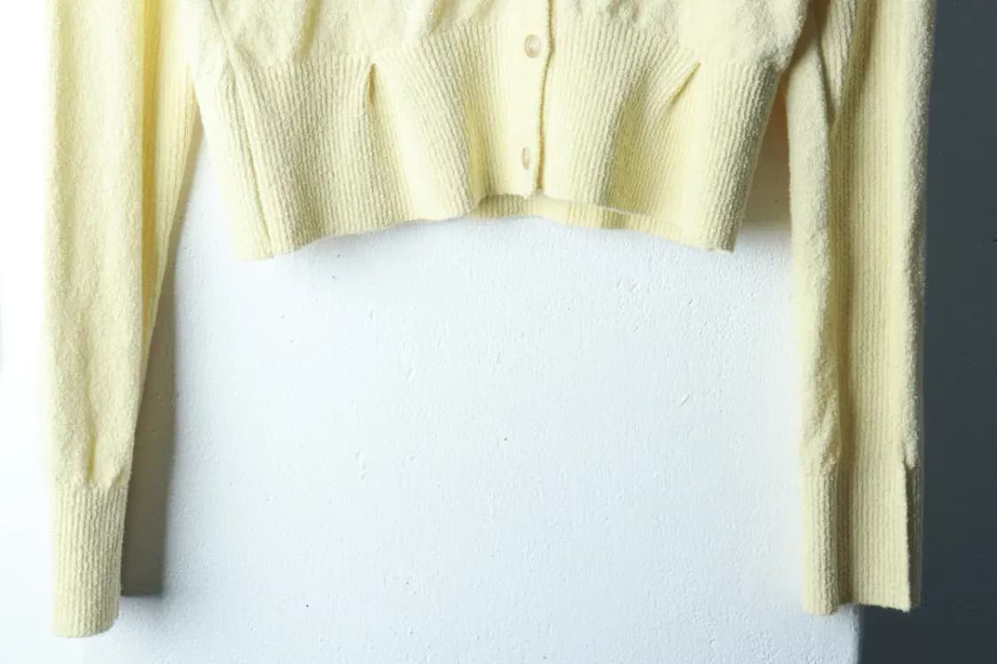 W(F) 마뗑킴 니트 가디건 부클 크롭 개나리-16A7D 상품이미지4