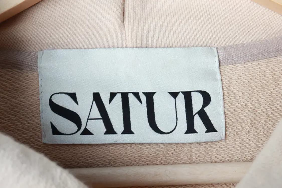 (XL-2XL) 새터 후드티셔츠 빅로고 베이지 놈코어 리벳-16C9D 상품이미지6