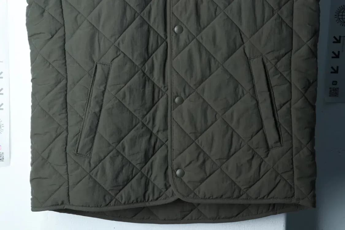 (L) 애드호크 패딩 점퍼자켓 부분오염 조끼 경량 퀄팅 카키-16CA8 상품이미지4