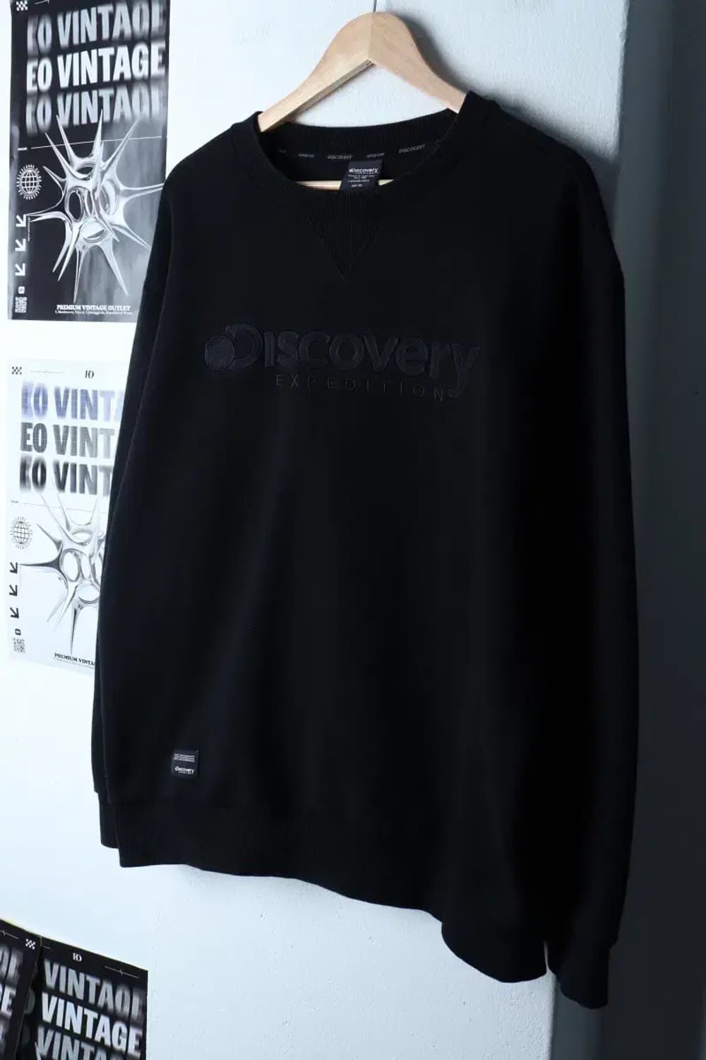 (XL) 디스커버리 맨투맨 티셔츠 작은사용감 기모 블랙-16E1E 상품이미지1