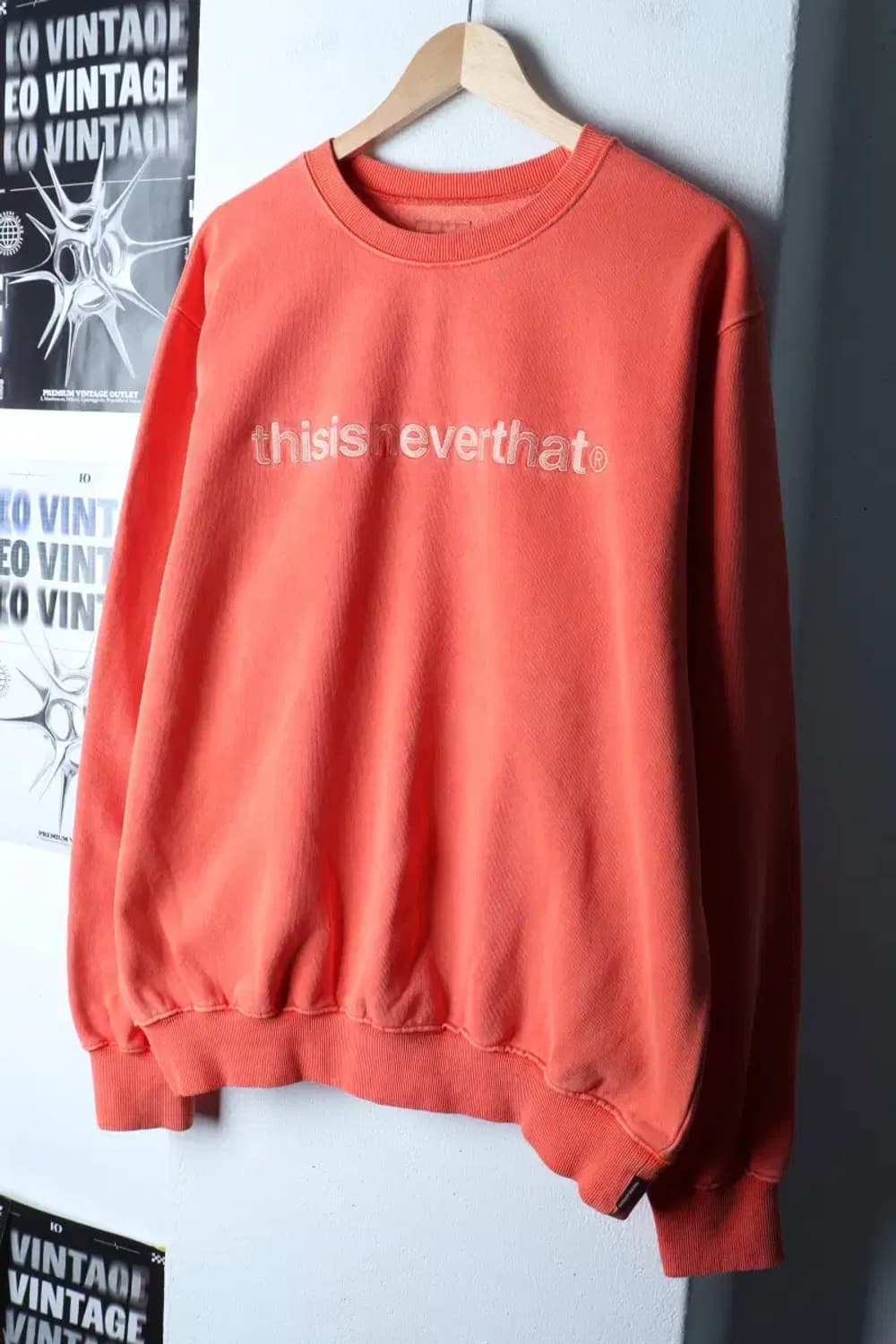 (L-XL) 디스이즈네버댓 맨투맨 티셔츠 루즈핏 피그먼트-16D5F 상품이미지1