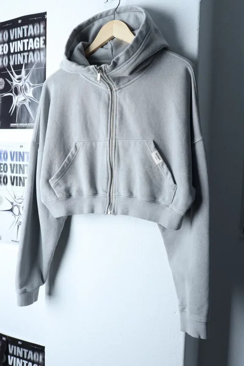 W(F) 글로니 후드집업 피그먼트 크롭 그레이 희귀 매물-16E85 상품이미지1