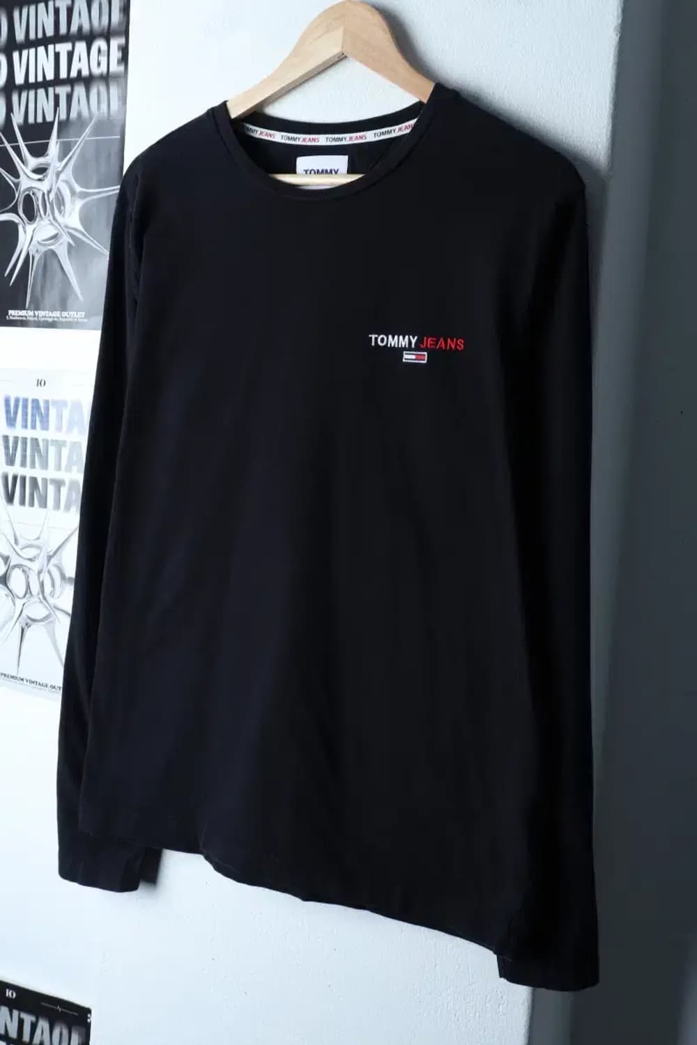 (XL) 타미힐피거 긴팔티셔츠 스몰로고 블랙 올드스쿨-16F72 상품이미지1
