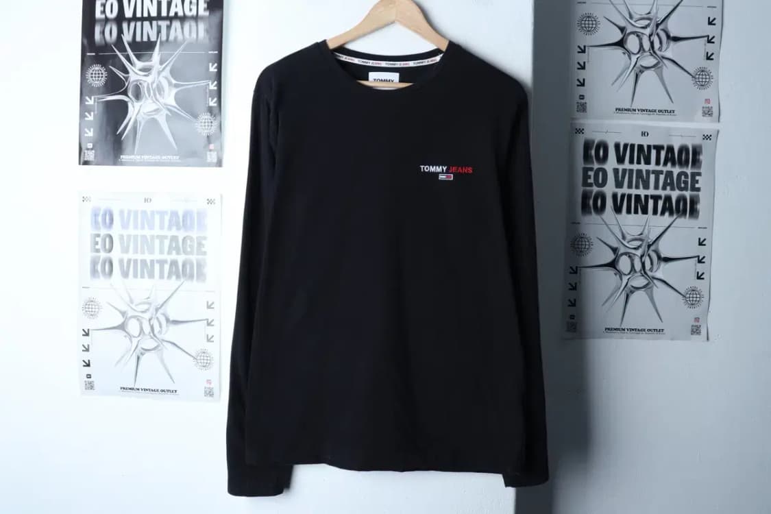 (XL) 타미힐피거 긴팔티셔츠 스몰로고 블랙 올드스쿨-16F72 상품이미지2