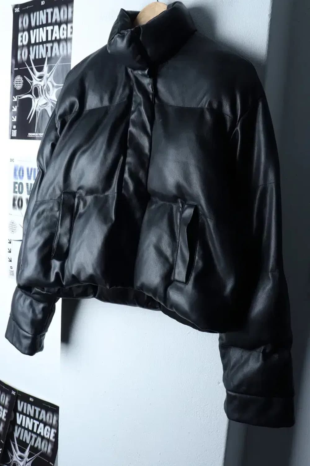 W(F) 레이디볼륨 패딩 점퍼자켓 레더 크롭 블랙 한소희착용-16FE9 상품이미지1