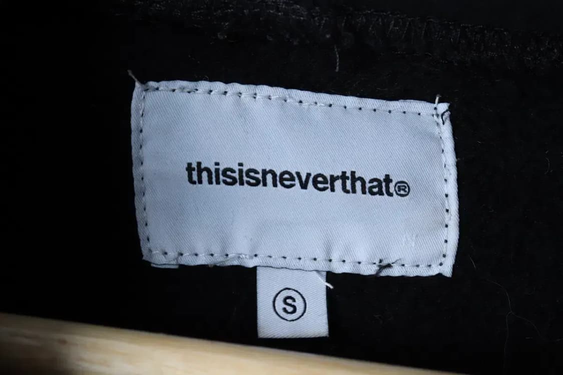 (S-M) 디스이즈네버댓 후드티셔츠 스몰로고 블랙 기모-171D4 상품이미지6