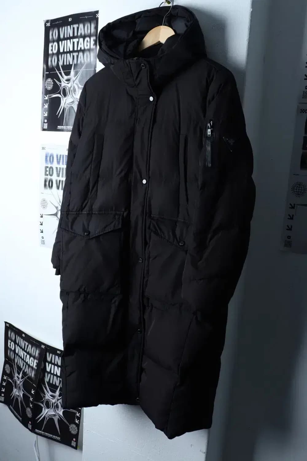 (XS-S) 게스 패딩 점퍼자켓 덕다운 블랙 롱 올드스쿨-1720F 상품이미지1