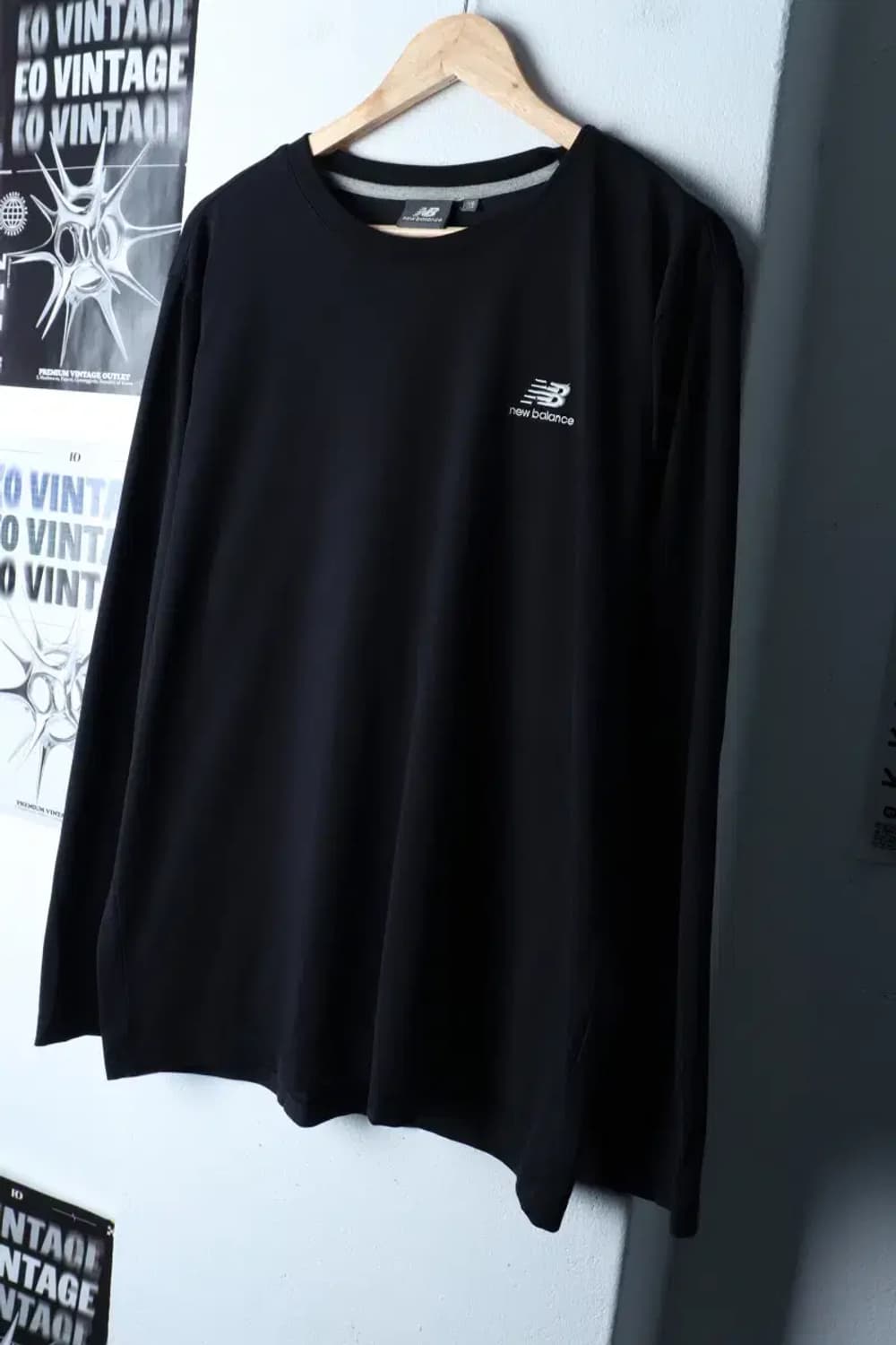 (2XL) 뉴발란스 긴팔티셔츠 빅사이즈 스몰로고 블랙 올드스쿨-1721A 상품이미지1