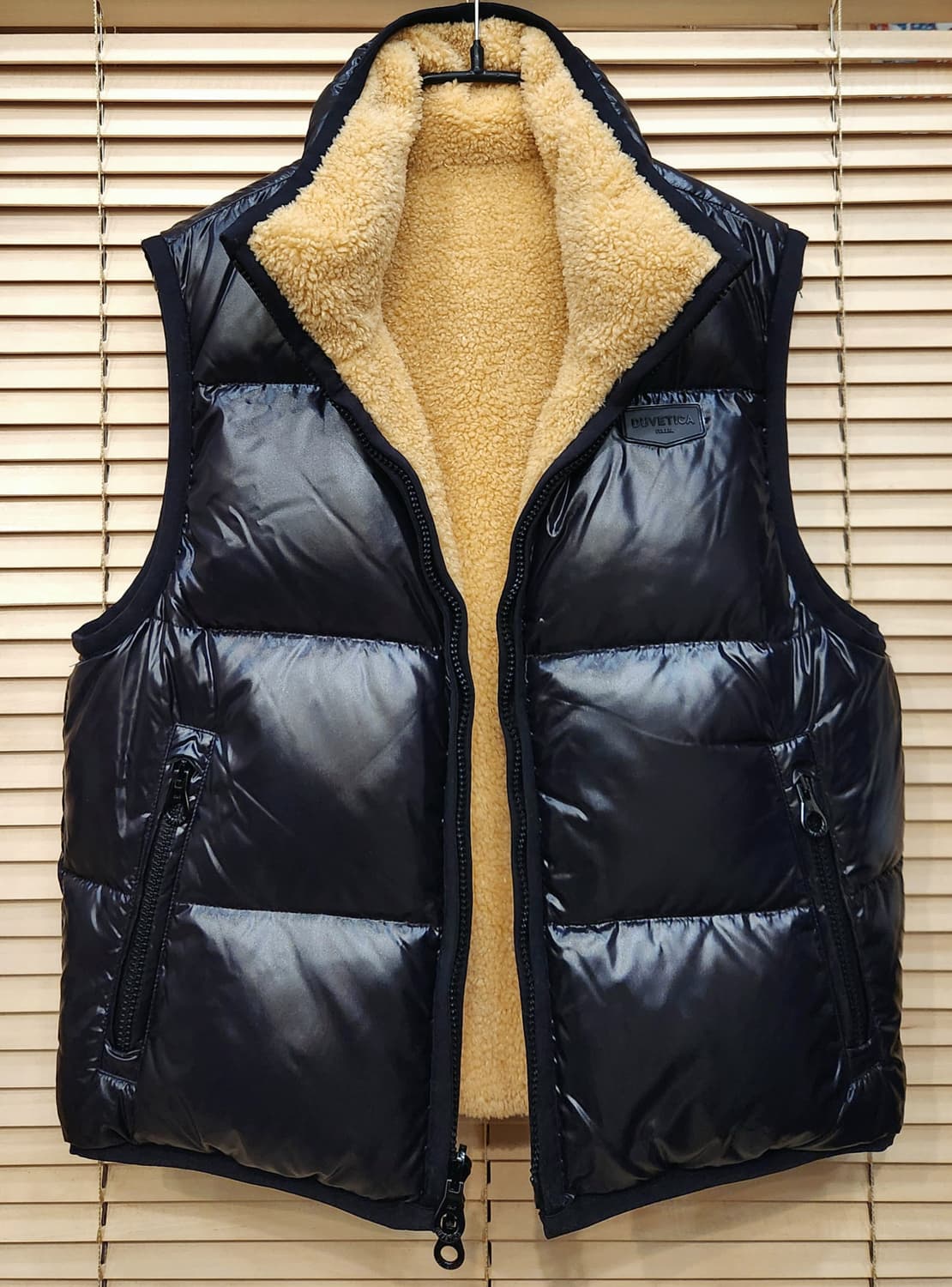 듀베디카 안카에레 구스 숏패딩조끼 리버시블 상품이미지1