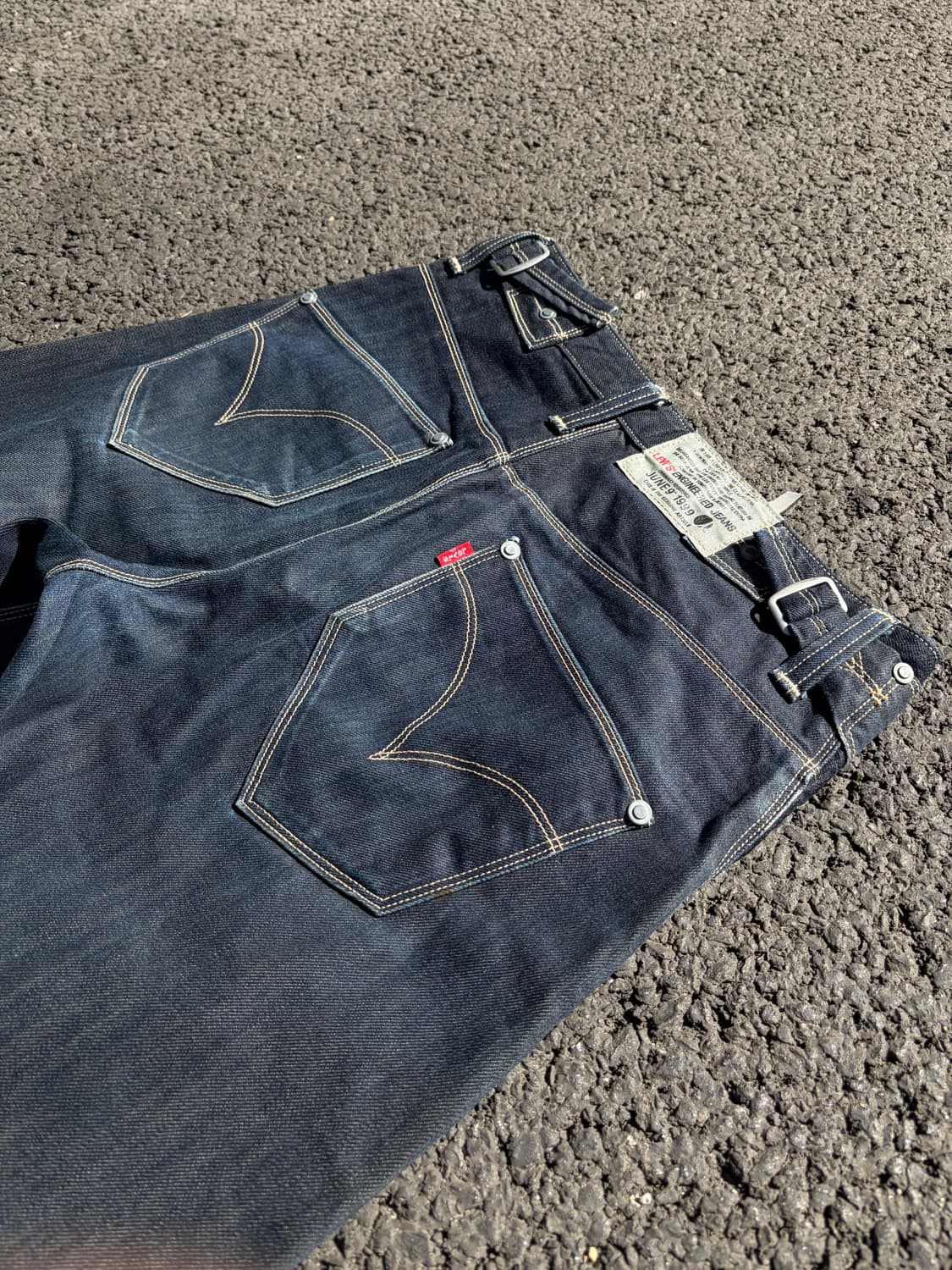 리바이스 엔지니어드 진 사이드 신치백 상품이미지2