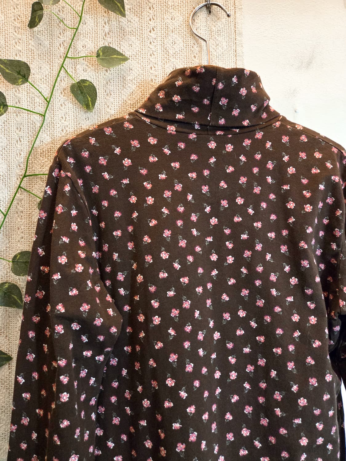 초코딸기 잔꽃 목폴라 슬리브 상품이미지5