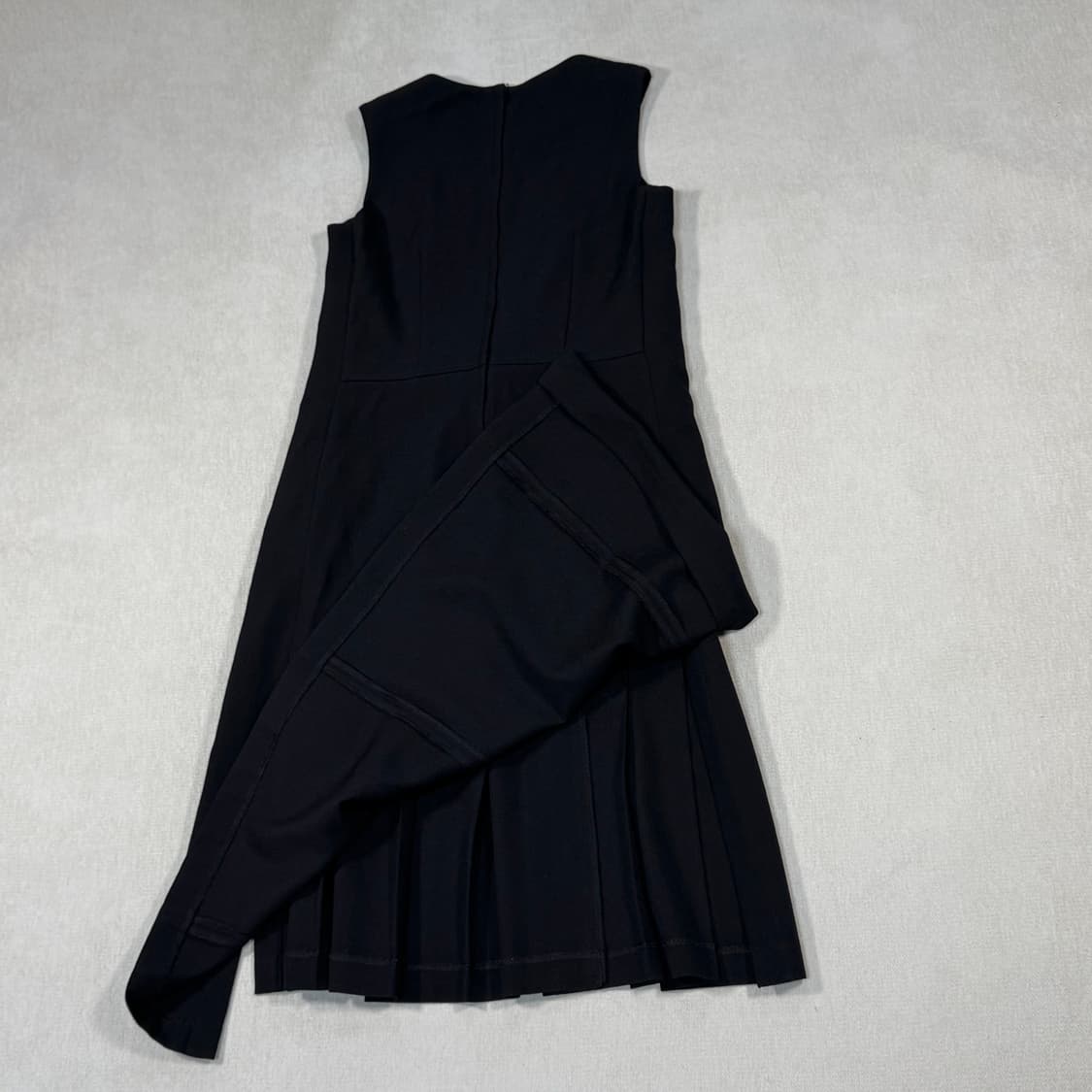 Belted Pleated Black Dress 상품이미지6
